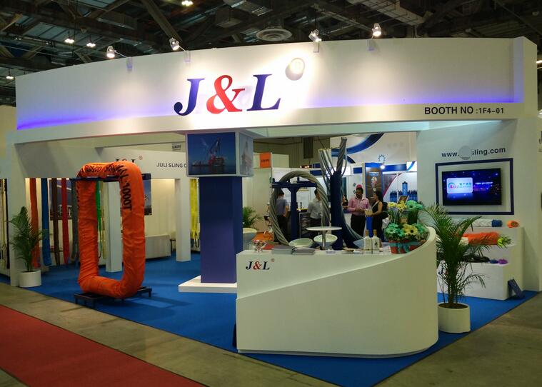 草莓视频在线观看视频吊装带展台